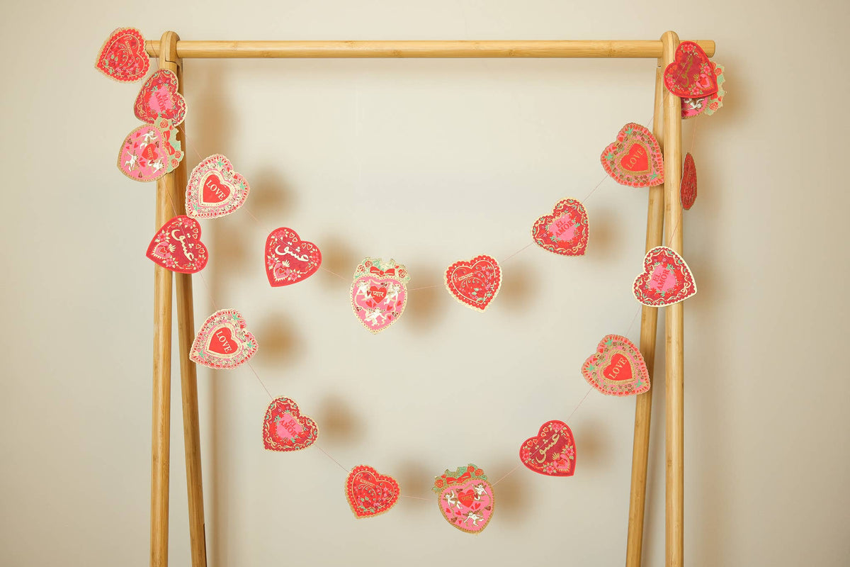 Love Language Valentine&#39;s Day Garland