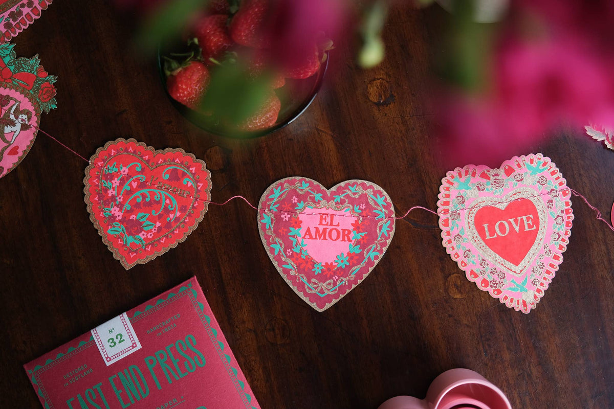 Love Language Valentine&#39;s Day Garland